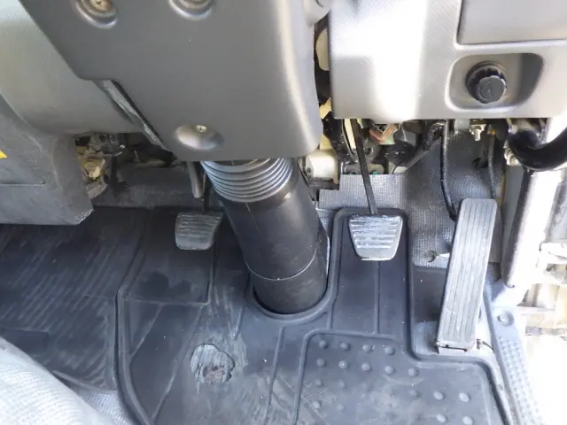 いすゞ エルフ TDG-NKS85AD(4WD)の写真16