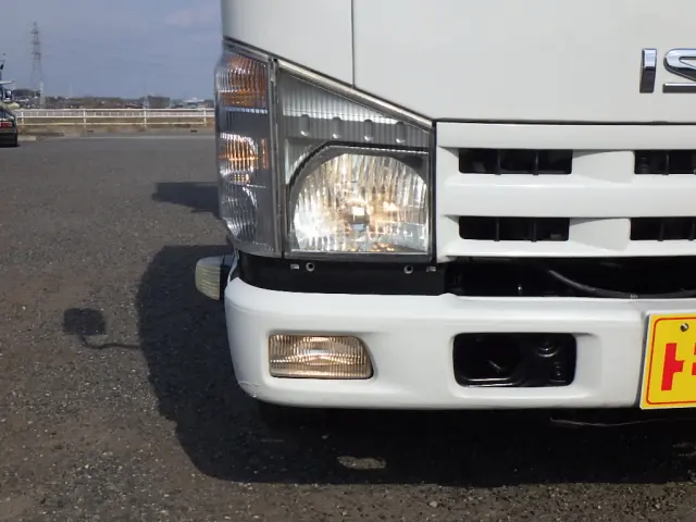 いすゞ エルフ TDG-NKS85AD(4WD)の写真26