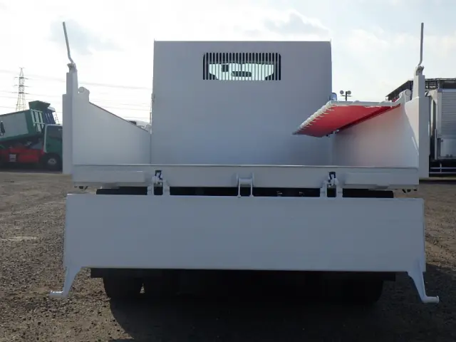 いすゞ エルフ TDG-NKS85AD(4WD)の写真32