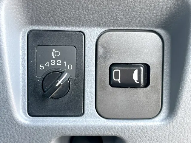 三菱 キャンターガッツ CBF-FB700B(2WD)の写真22