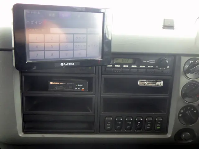 三菱 ファイター TKG-FK71F(2WD)の写真15