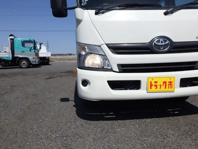 トヨタ ダイナ TKG-XZU710(2WD)の写真3