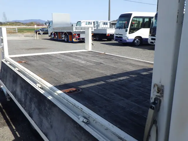 トヨタ ダイナ TKG-XZU710(2WD)の写真9