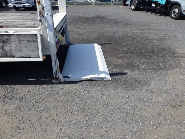 トヨタ ダイナ TKG-XZU710(2WD)の写真11