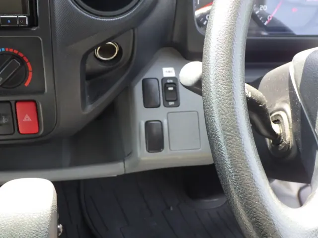 トヨタ ダイナ TKG-XZU710(2WD)の写真21