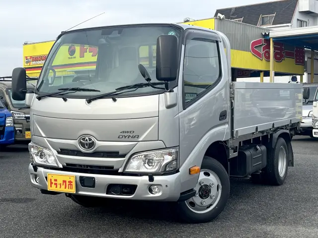 トヨタ ダイナ 2DG-XZC675(4WD)の写真1