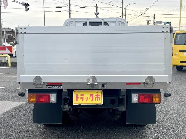 トヨタ ダイナ 2DG-XZC675(4WD)の写真5
