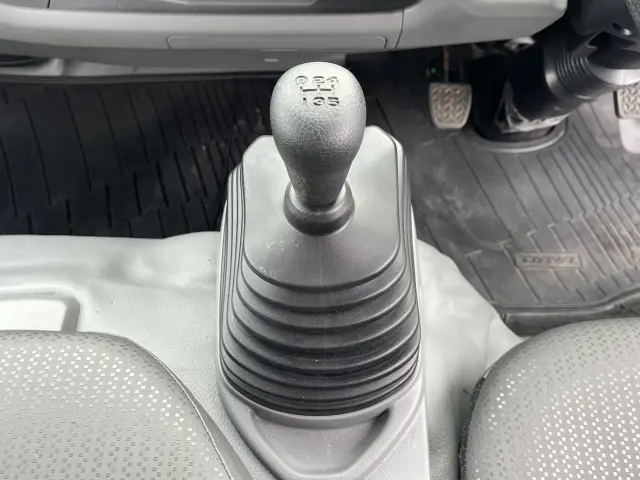 トヨタ ダイナ 2DG-XZC675(4WD)の写真17