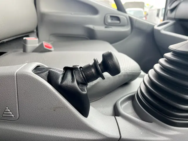 トヨタ ダイナ 2DG-XZC675(4WD)の写真24