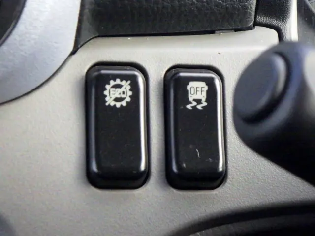 三菱 キャンター 2PG-FEAV0(2WD)の写真19