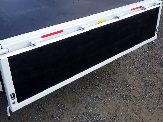 三菱 キャンター 2PG-FEAV0(2WD)の写真34