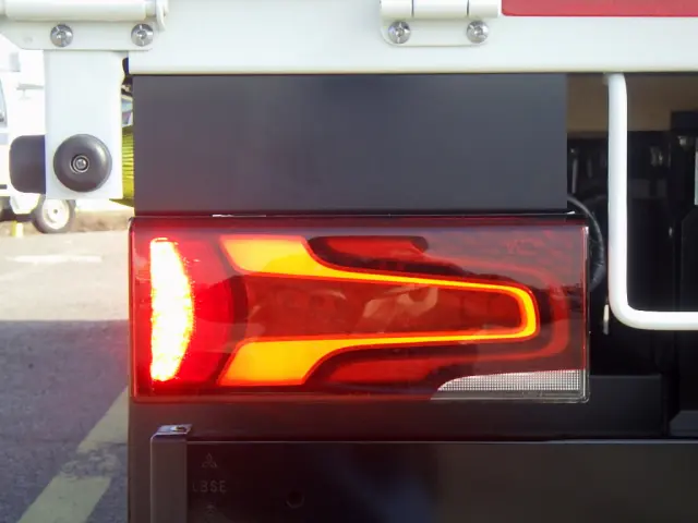 三菱 キャンター 2RG-FEB50(2WD)の写真37