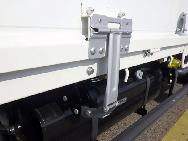 三菱 キャンター 2RG-FEB50(2WD)の写真44