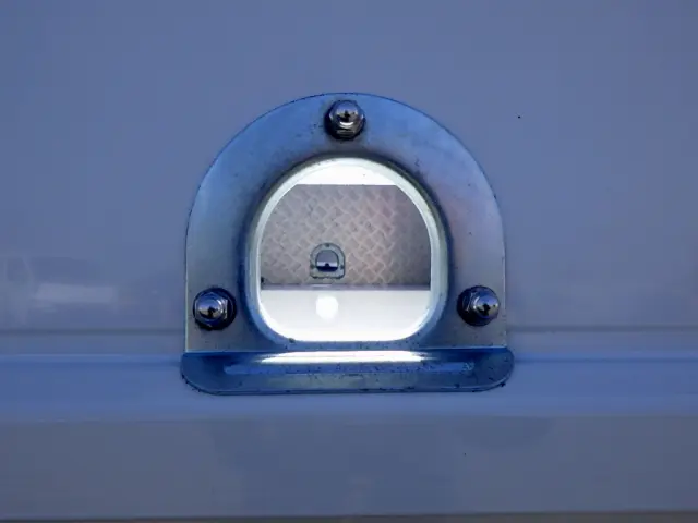 三菱 キャンター 2RG-FEB50(2WD)の写真45