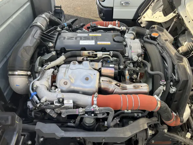 いすゞ エルフ 2RG-NJR88A(2WD)の写真33