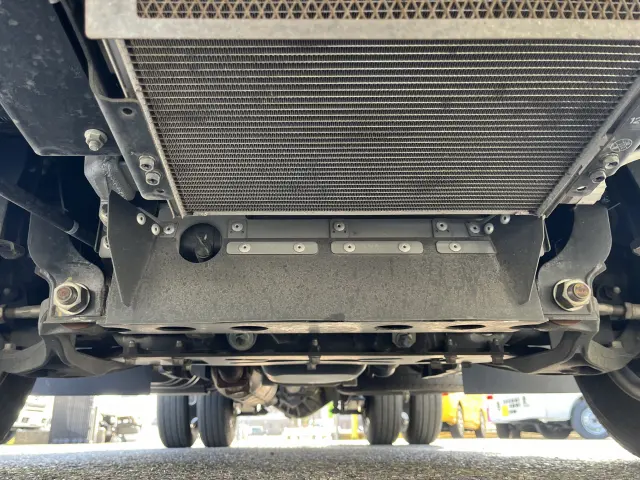 いすゞ エルフ 2RG-NJR88A(2WD)の写真35