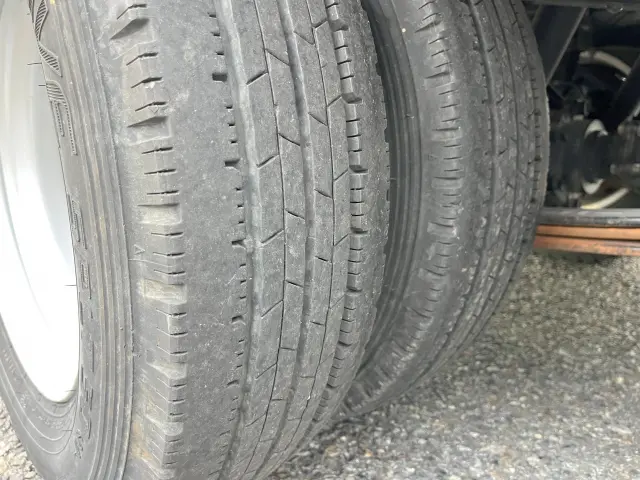 いすゞ エルフ TRG-NHR85A(2WD)の写真44