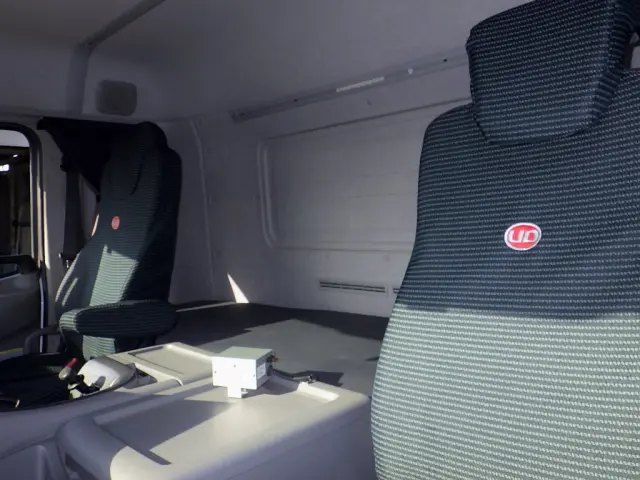 ＵＤ クオン 2PG-CW4AL(6x4)の写真42