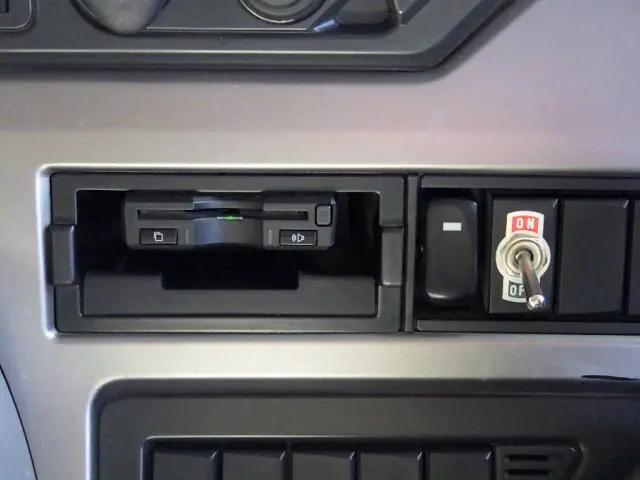 ＵＤ クオン 2PG-CW4AL(6x4)の写真44