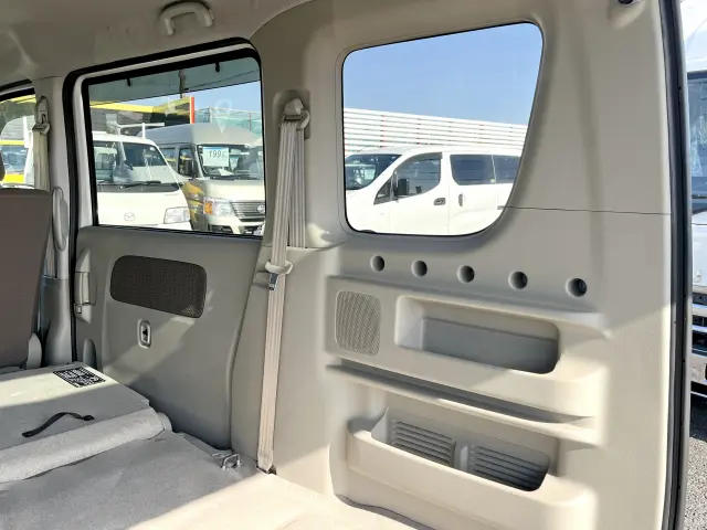 スズキ エブリイ 3BA-DA17W(2WD)の写真12