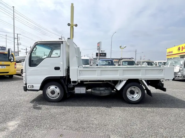 いすゞ エルフ TKG-NKS85AD(4WD)の写真3