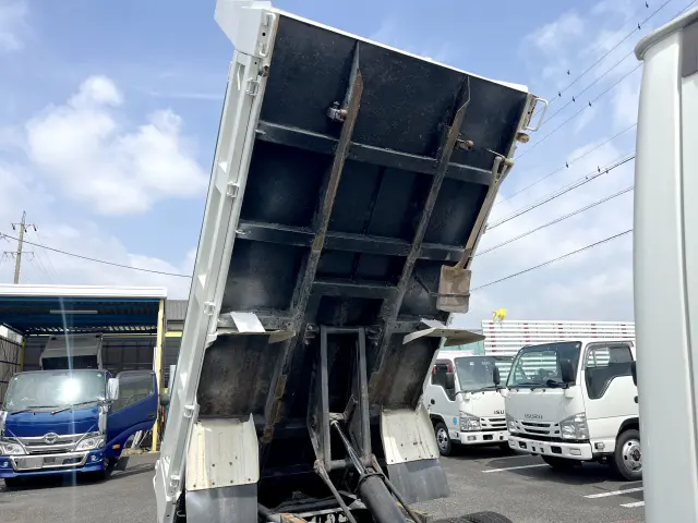 いすゞ エルフ TKG-NKS85AD(4WD)の写真12