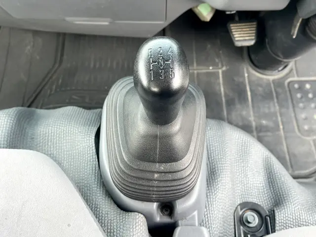 いすゞ エルフ TKG-NKS85AD(4WD)の写真19