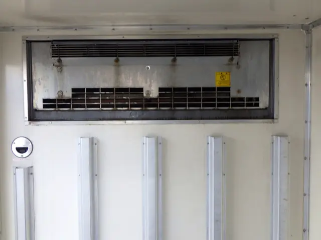 トヨタ ダイナ TKG-XZC655(2WD)の写真12