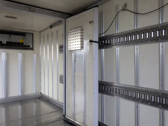 トヨタ ダイナ TKG-XZC655(2WD)の写真38