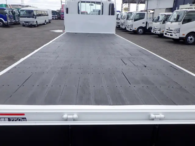 いすゞ フォワード TKG-FRR90S2(2WD)の写真9
