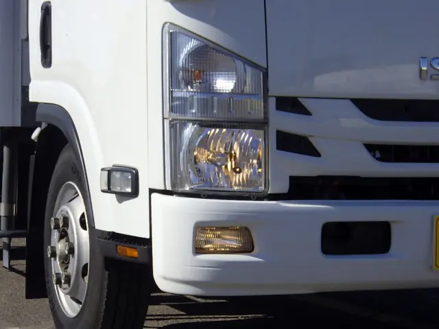 いすゞ エルフ TPG-NPR85AN(2WD)の写真3