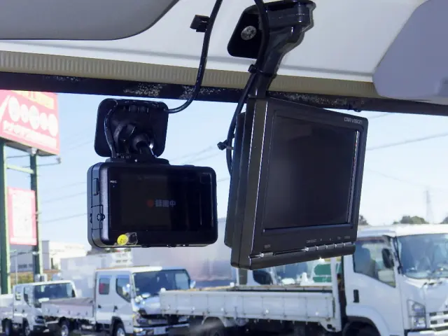 いすゞ エルフ TPG-NPR85AN(2WD)の写真15