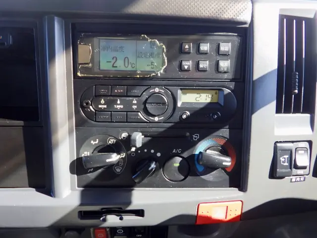 いすゞ エルフ TPG-NPR85AN(2WD)の写真18