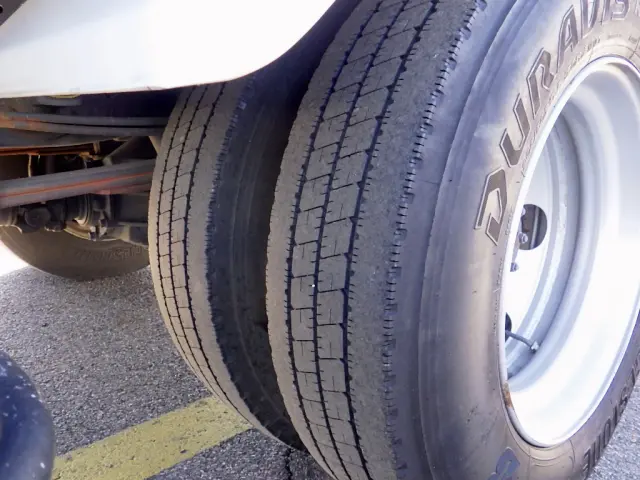 いすゞ エルフ TPG-NPR85AN(2WD)の写真30