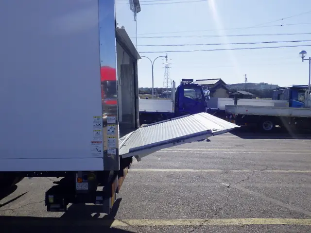 いすゞ エルフ TPG-NPR85AN(2WD)の写真40