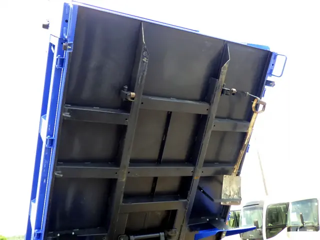 日産 アトラス 2RG-AKR88AD(2WD)の写真15