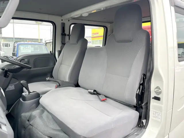 いすゞ エルフ TRG-NJR85A(2WD)の写真20