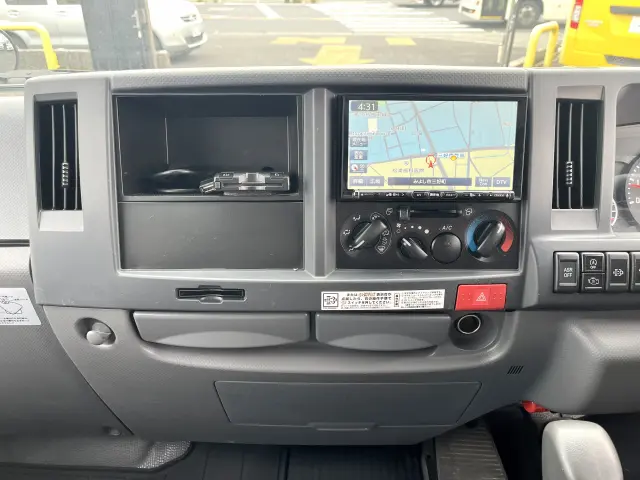 いすゞ エルフ TRG-NJR85A(2WD)の写真23