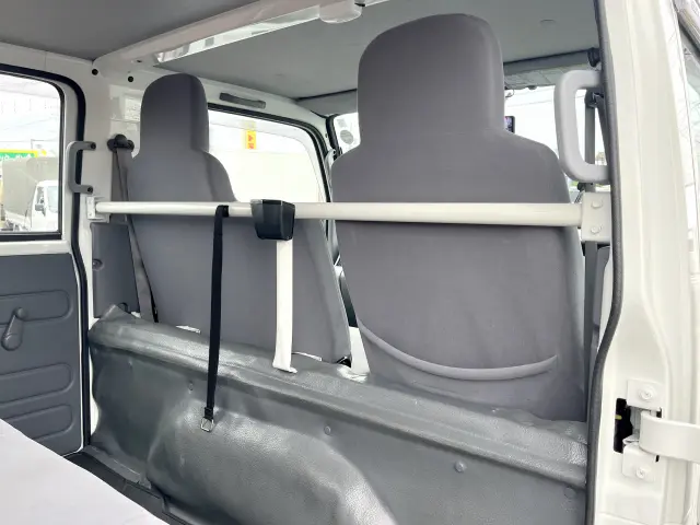 いすゞ エルフ TRG-NJR85A(2WD)の写真34