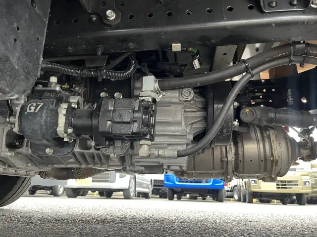 いすゞ エルフ TRG-NJR85A(2WD)の写真43