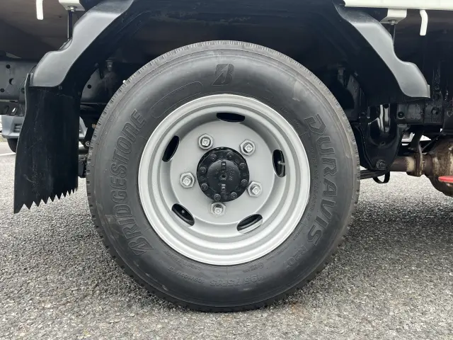 いすゞ エルフ TRG-NJR85A(2WD)の写真49