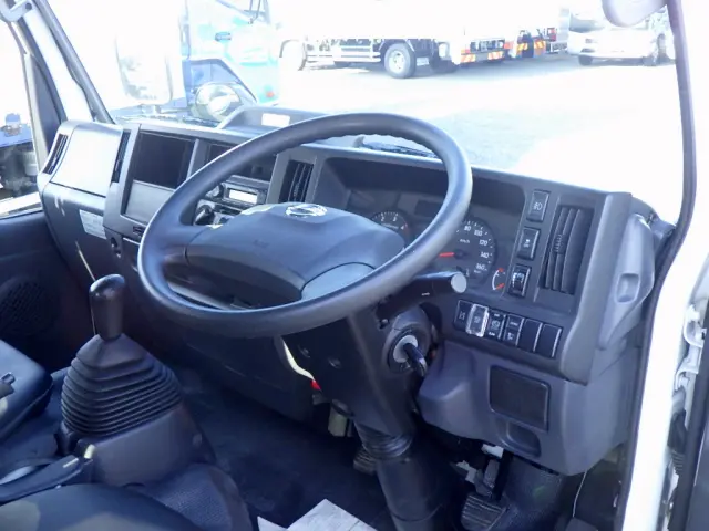 日産 アトラス 2RG-AHR88A(2WD)の写真43