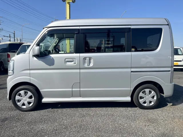 スズキ エブリイ 3BA-DA17W改(2WD)の写真3