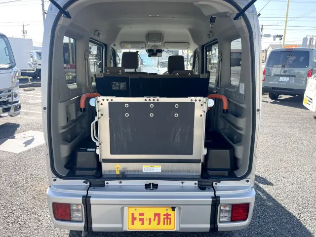 スズキ エブリイ 3BA-DA17W改(2WD)の写真8