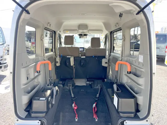 スズキ エブリイ 3BA-DA17W改(2WD)の写真15