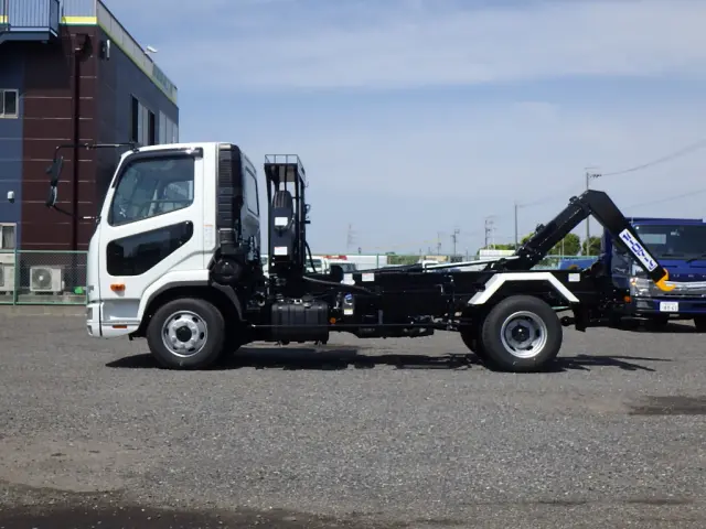三菱 ファイター 2KG-FK72F(2WD)の写真4