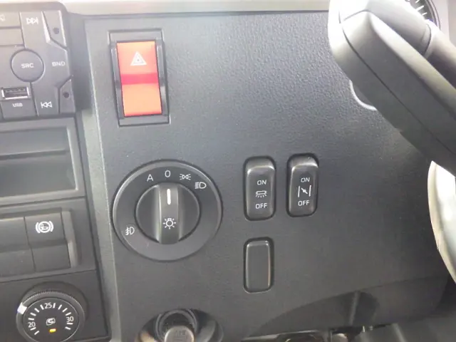 三菱 ファイター 2KG-FK72F(2WD)の写真16