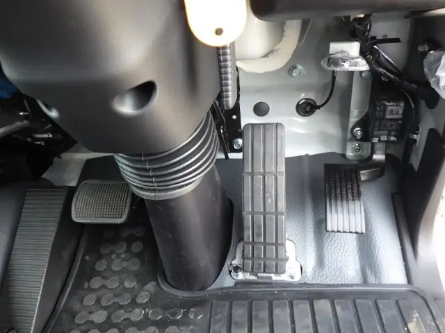 三菱 ファイター 2KG-FK72F(2WD)の写真46