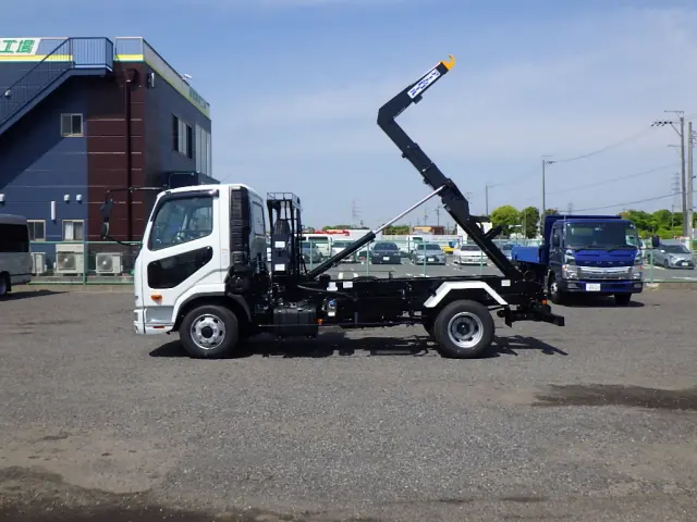 三菱 ファイター 2KG-FK72F(2WD)の写真50