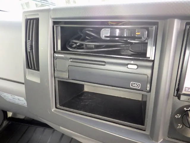 いすゞ エルフ TKG-NPR85AN(2WD)の写真17